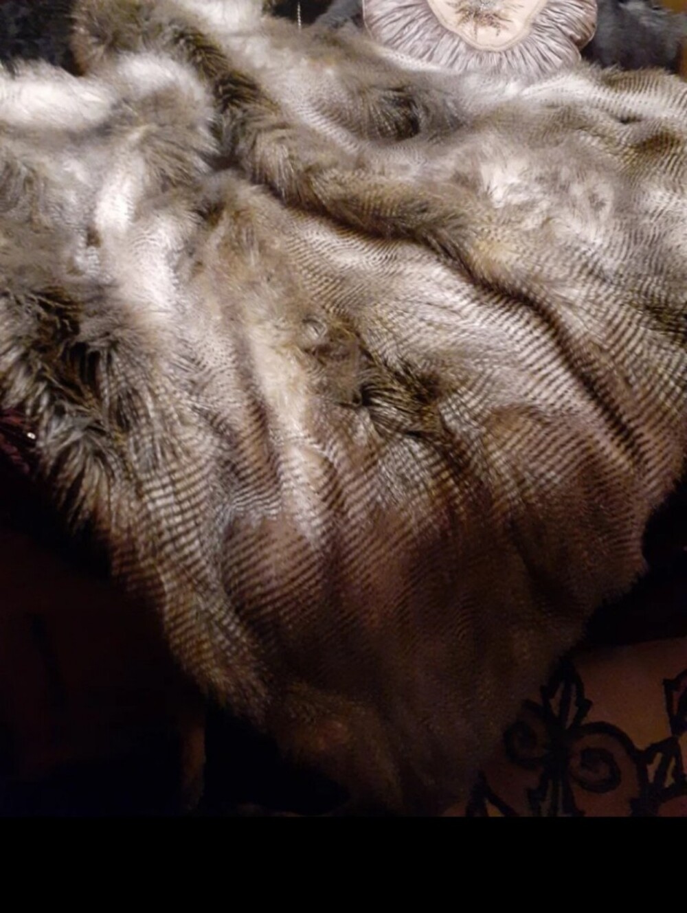 Plush Faux Fur Throw Blanket in Gray-Taupe Back Blk Minky Hide